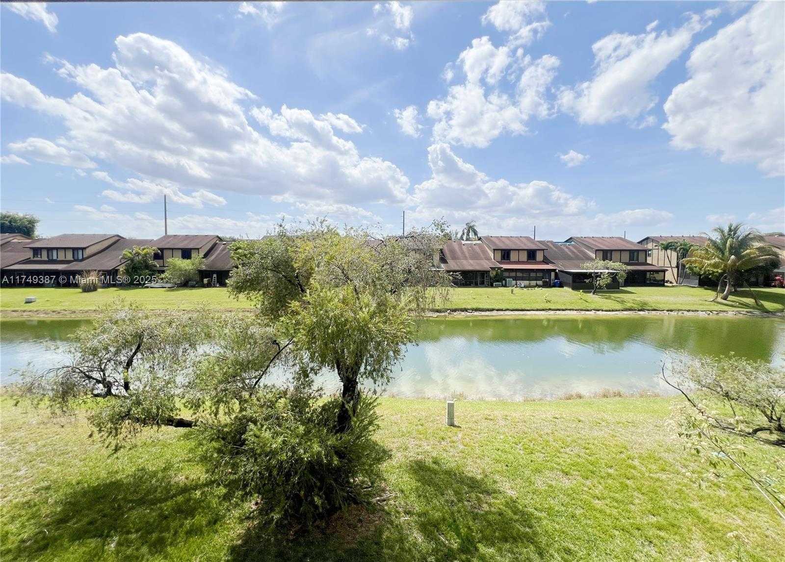 Small Image of 9024 NORTH WEST 45TH CT #9024, Sunrise Number 20