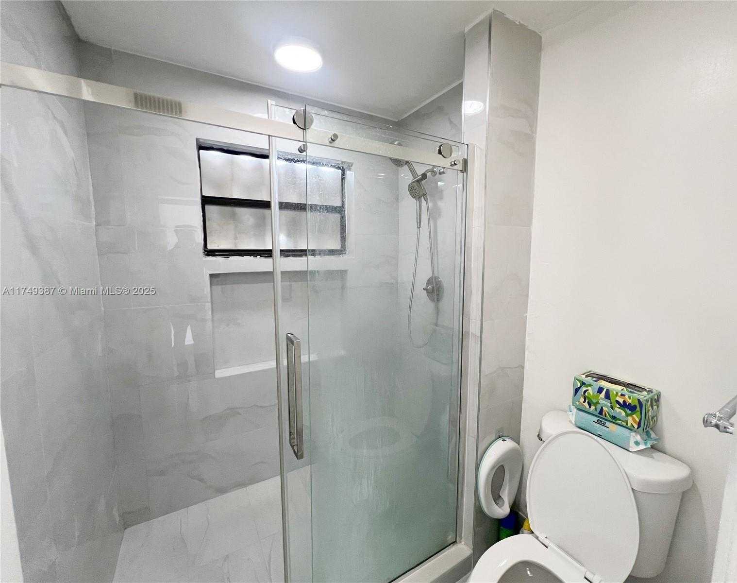 Small Image of 9024 NORTH WEST 45TH CT #9024, Sunrise Number 21