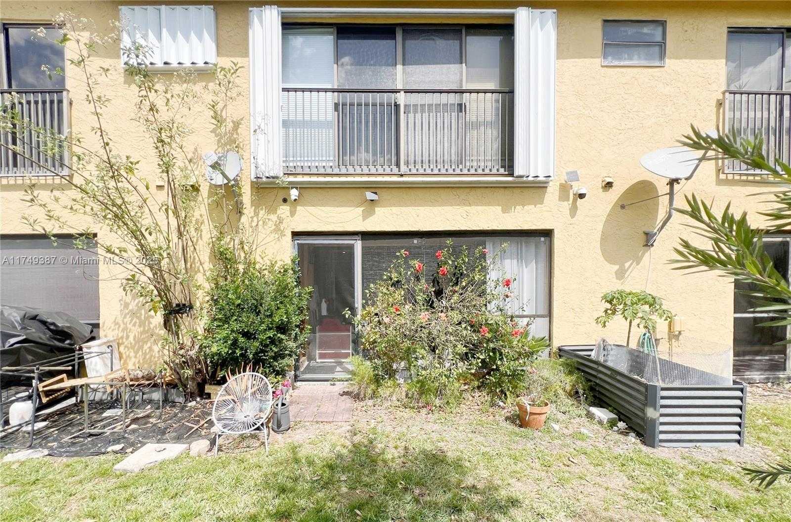 Small Image of 9024 NORTH WEST 45TH CT #9024, Sunrise Number 26