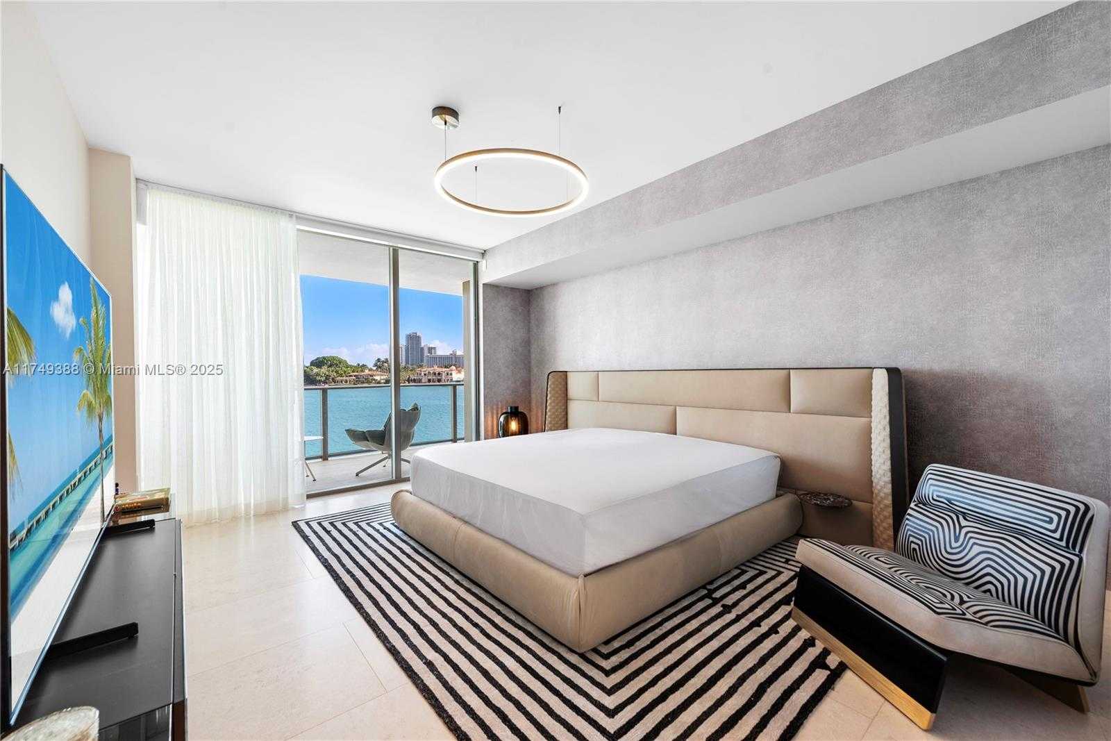 Small Image of 1135 103 ST #303, Bay Harbor Islands Number 16