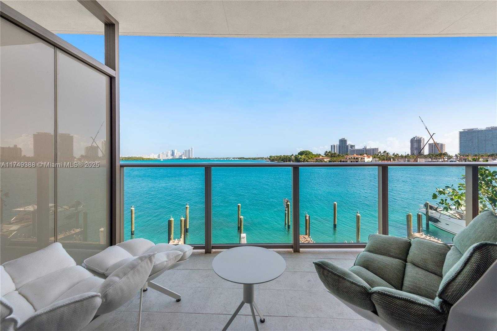 Small Image of 1135 103 ST #303, Bay Harbor Islands Number 19