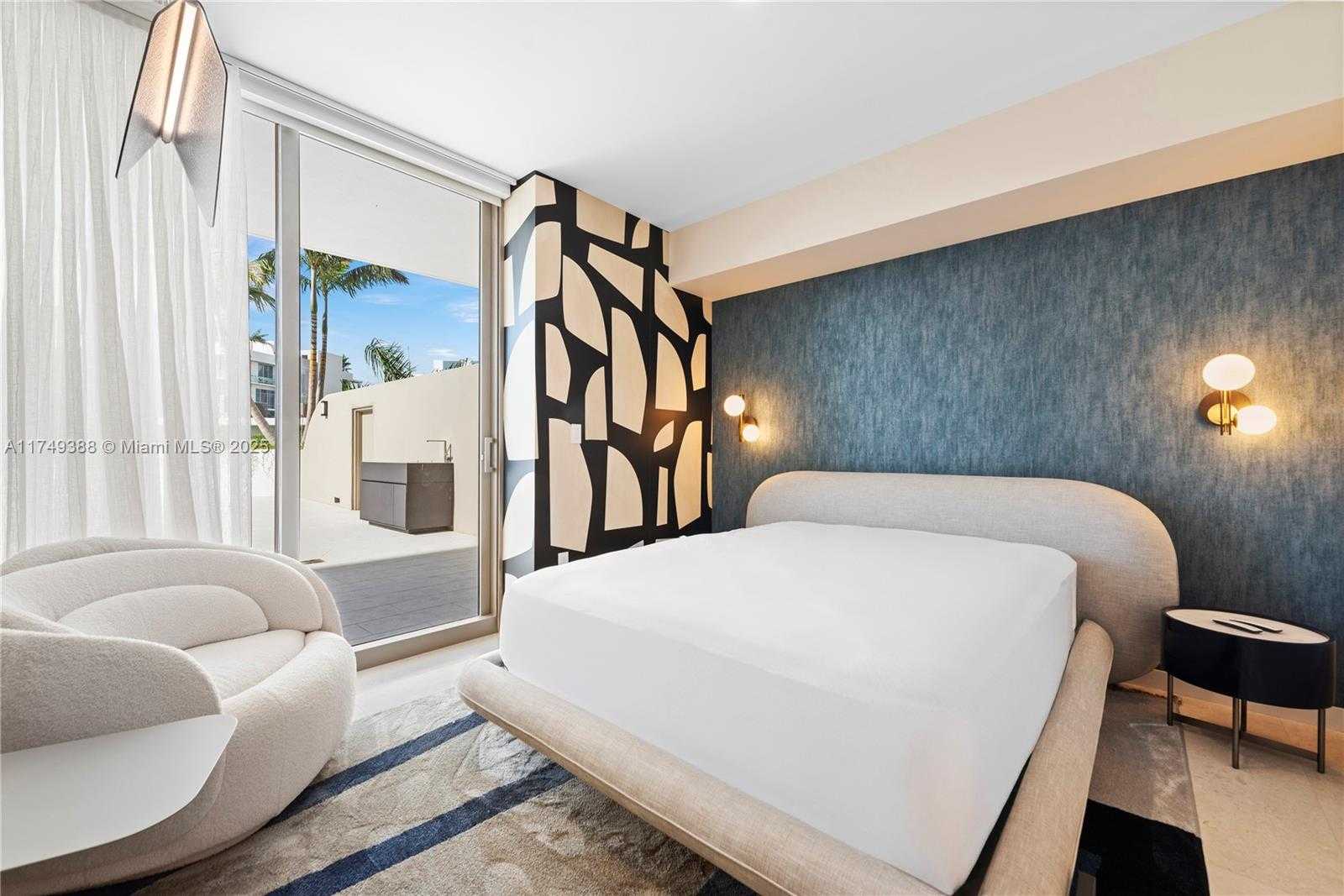 Small Image of 1135 103 ST #303, Bay Harbor Islands Number 22