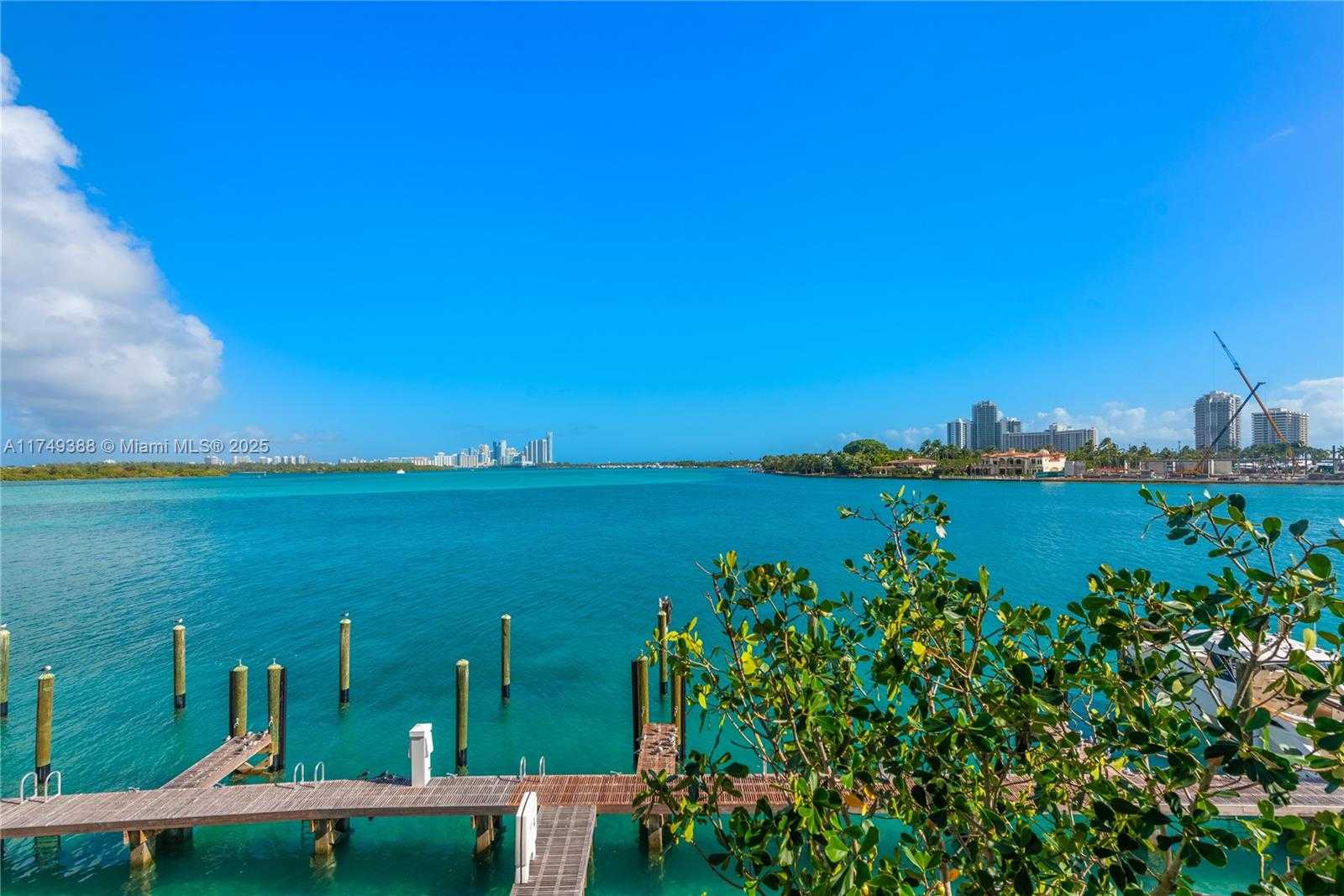 Small Image of 1135 103 ST #303, Bay Harbor Islands Number 32