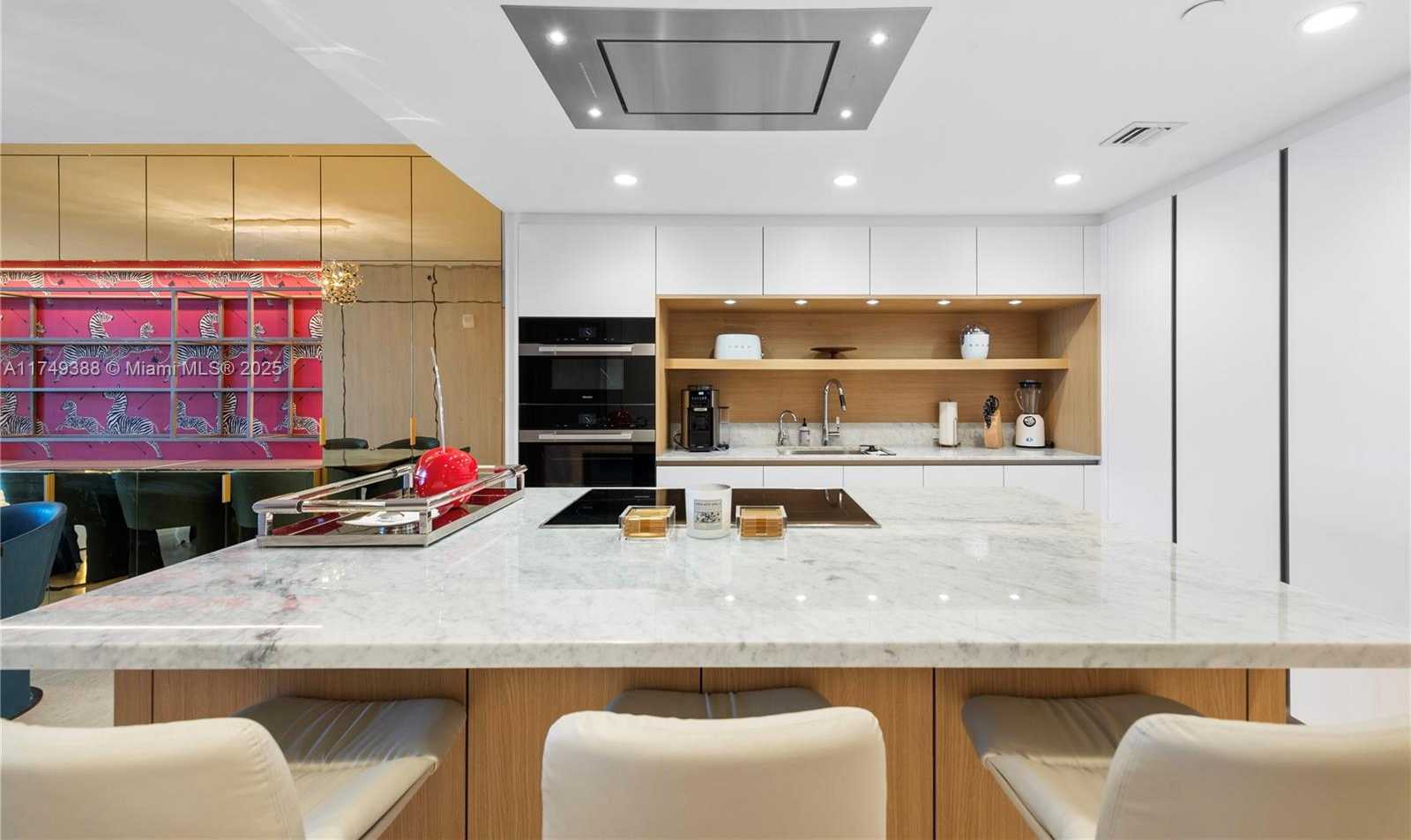 Small Image of 1135 103 ST #303, Bay Harbor Islands Number 5