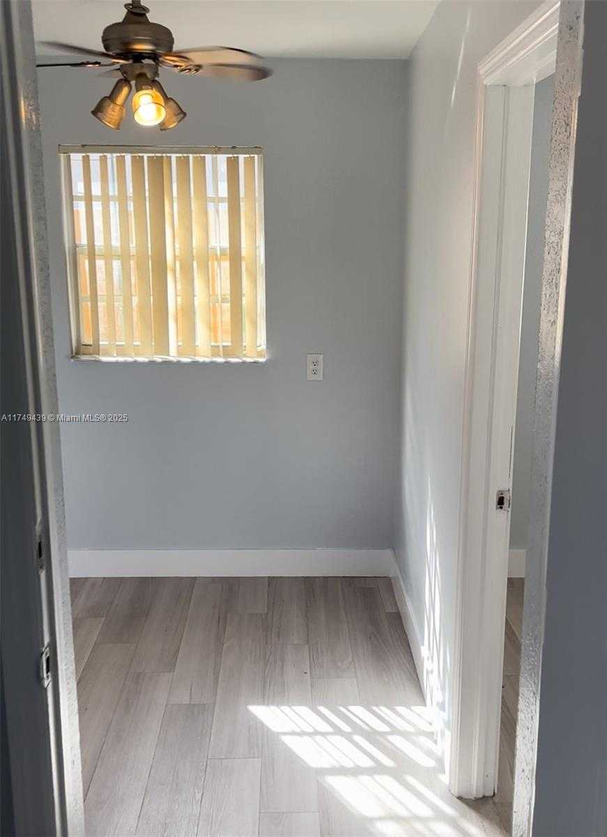 Small Image of 2350 WEST 53RD TER #12, Hialeah Number 21