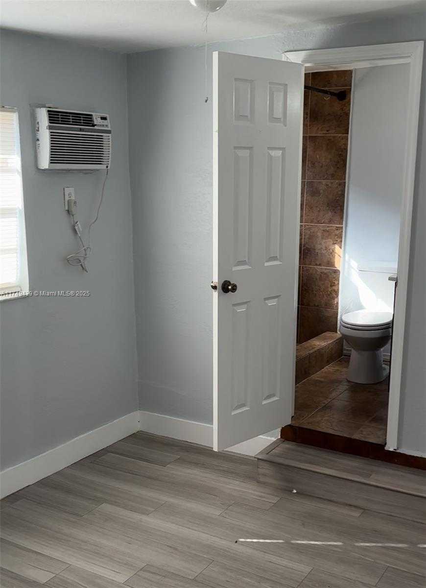 Small Image of 2350 WEST 53RD TER #12, Hialeah Number 24