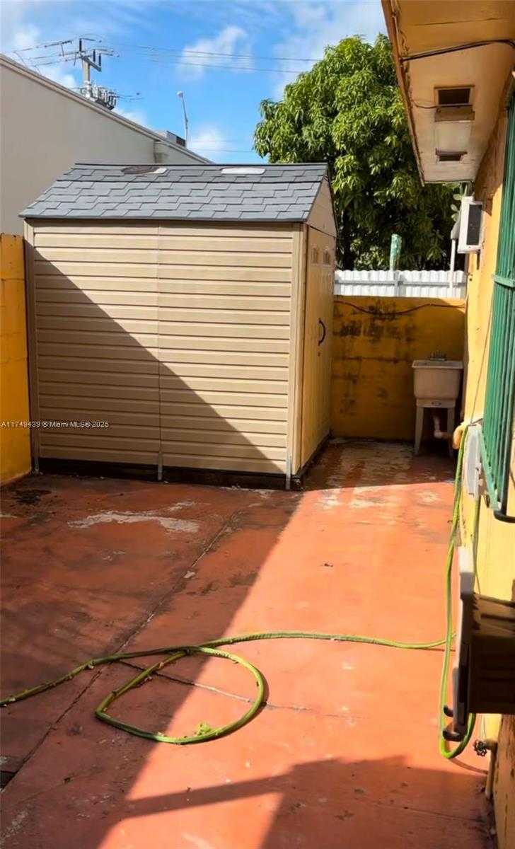 Small Image of 2350 WEST 53RD TER #12, Hialeah Number 31