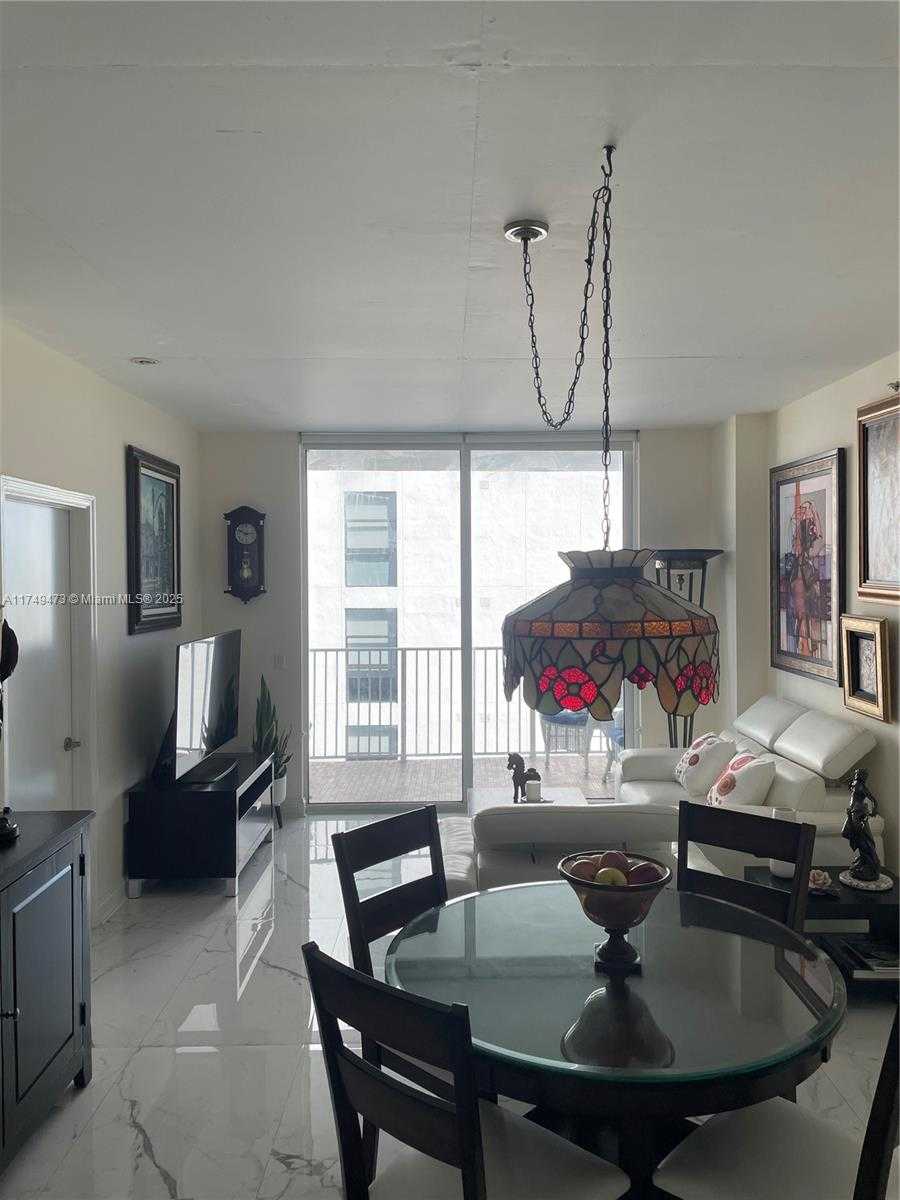 Small Image of 3180 SW 22nd Terrace, Miami, FL 33145, USA Number 4