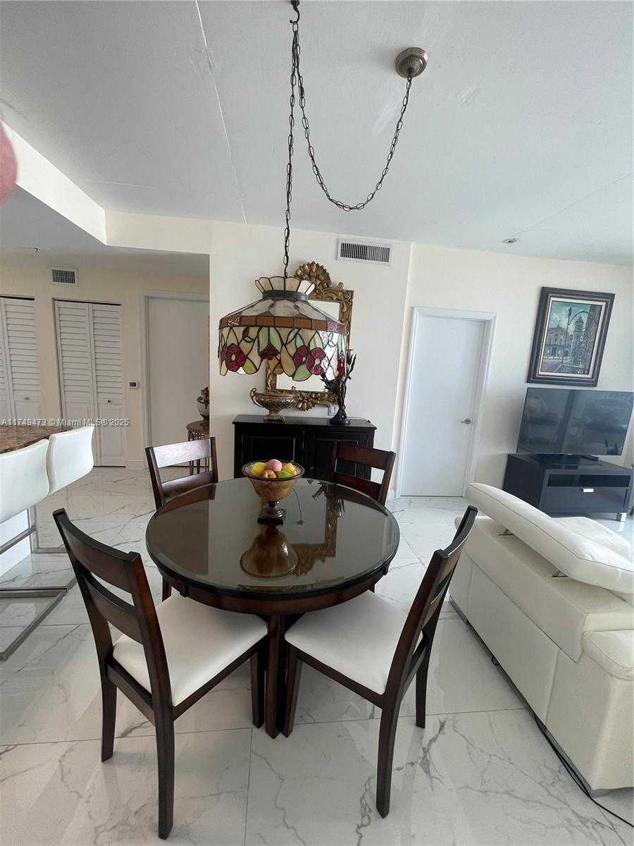 Small Image of 3180 SW 22nd Terrace, Miami, FL 33145, USA Number 6