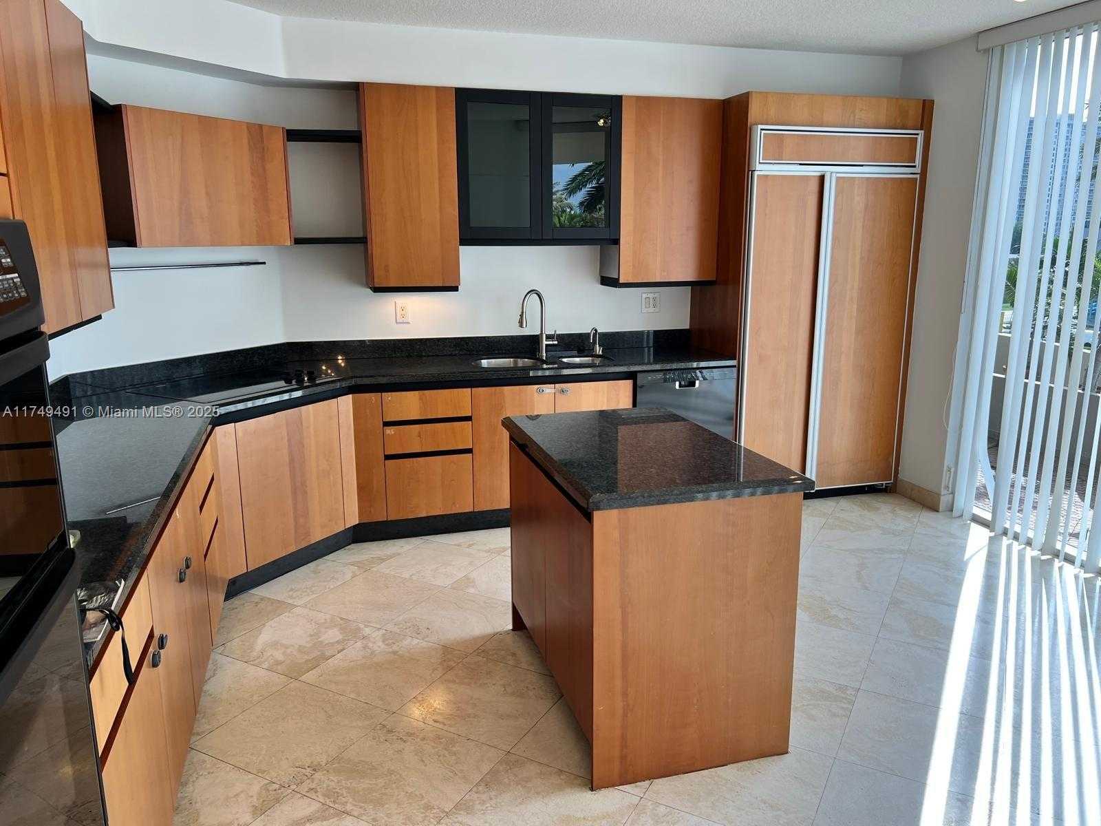Small Image of 17555 COLLINS AVE #406, Sunny Isles Beach Number 9