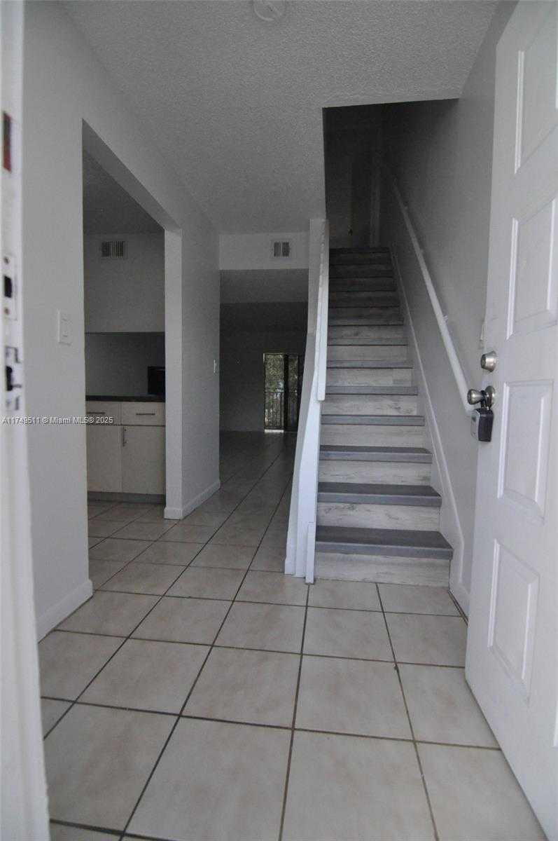 Small Image of 2740 WEST 76TH ST #206, Hialeah Number 2