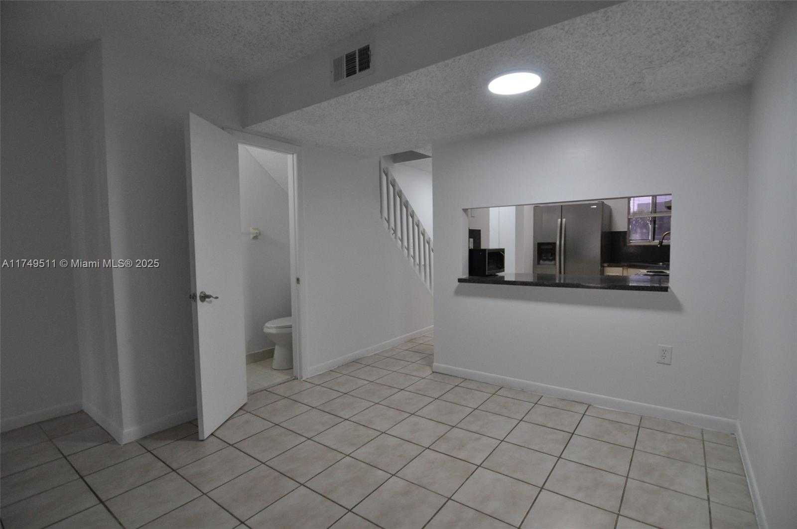 Small Image of 2740 WEST 76TH ST #206, Hialeah Number 7