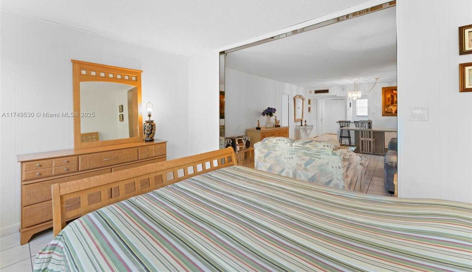 Small Image of 445 NORTH EAST 195TH ST #324, Miami Number 11