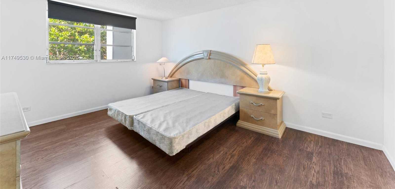 Small Image of 445 NORTH EAST 195TH ST #324, Miami Number 13
