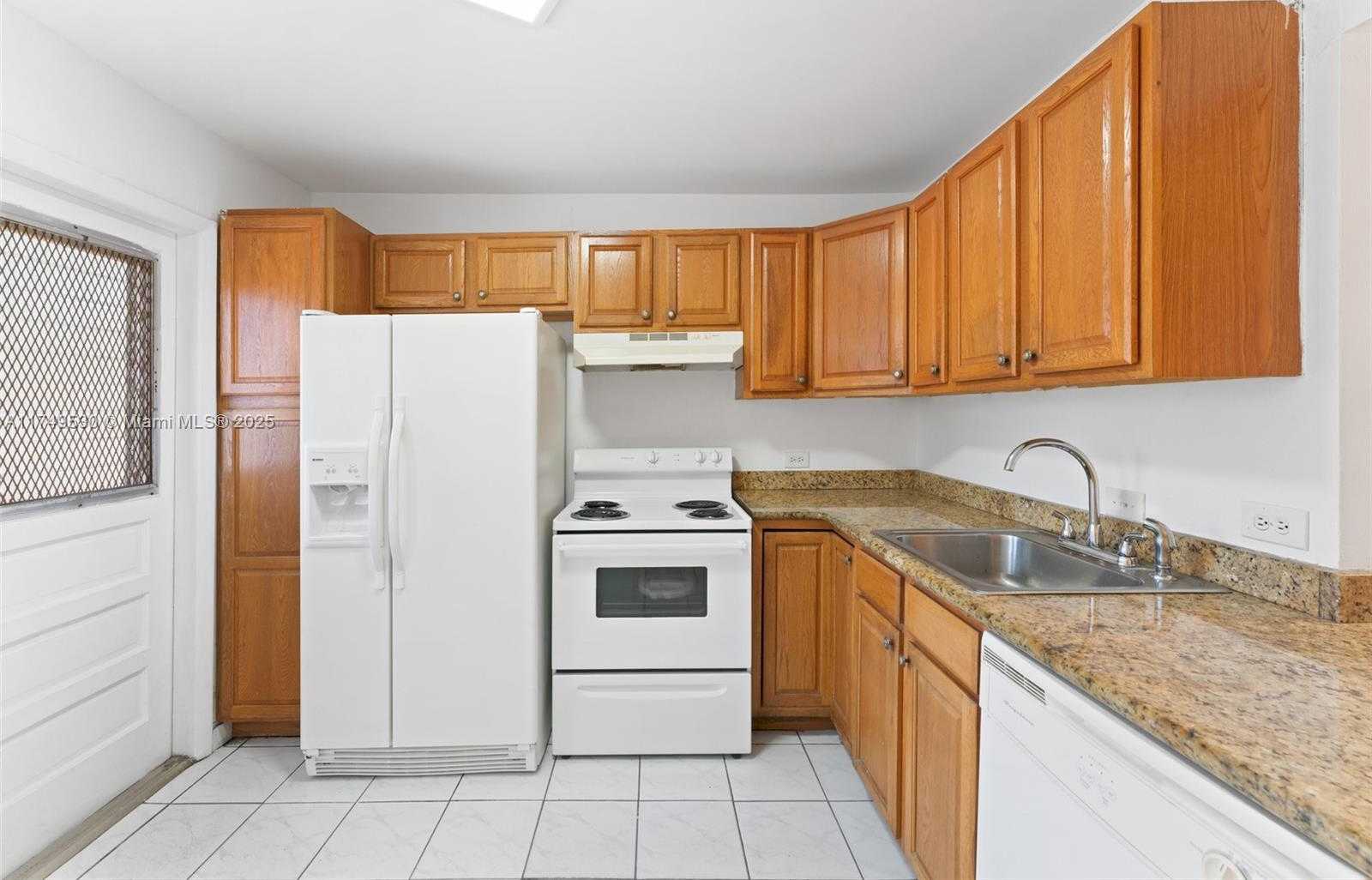 Small Image of 445 NORTH EAST 195TH ST #324, Miami Number 2