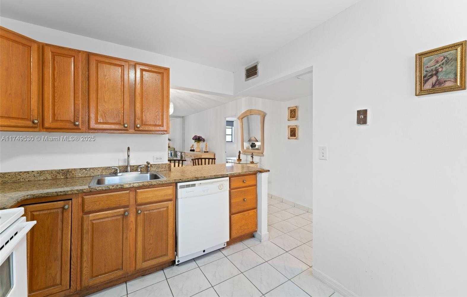 Small Image of 445 NORTH EAST 195TH ST #324, Miami Number 3