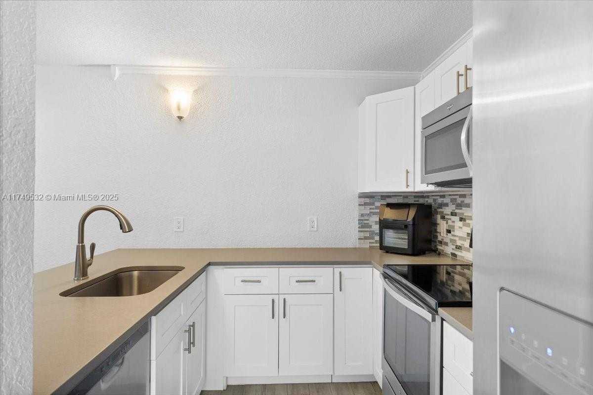 Small Image of 4517 45TH WAY, West Palm Beach Number 16