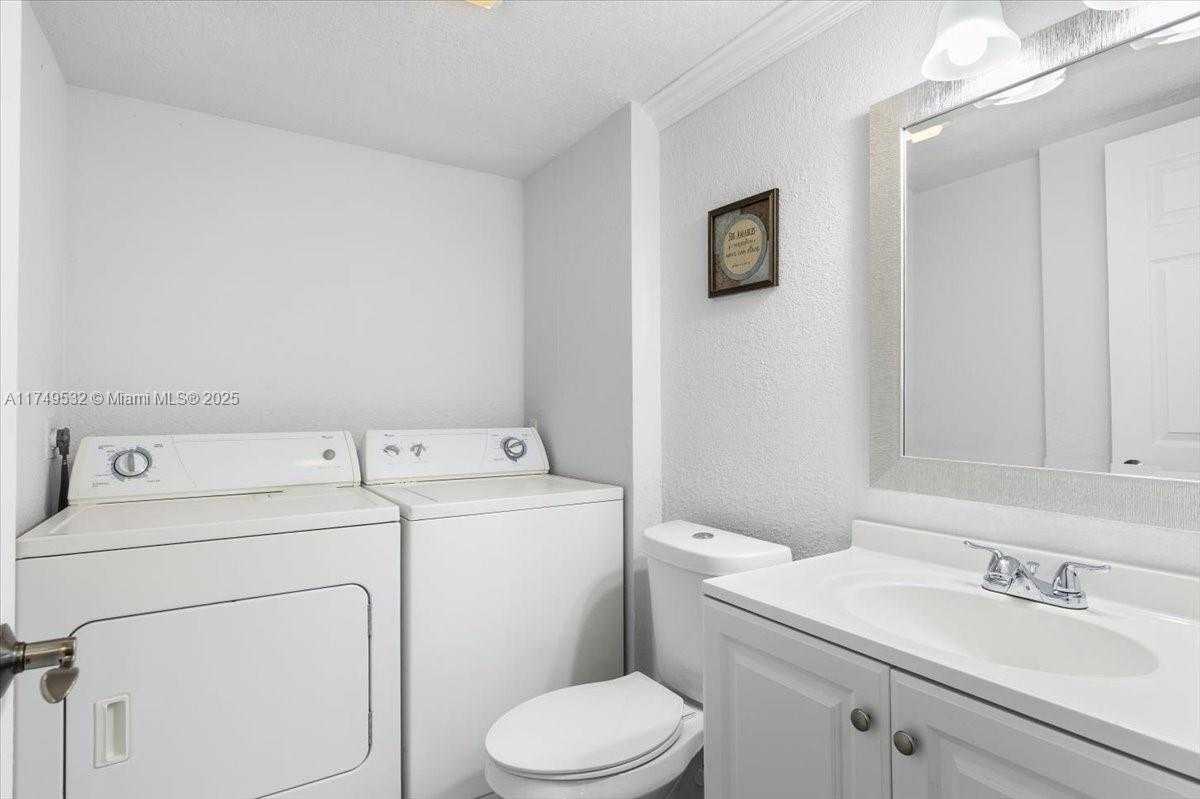 Small Image of 4517 45TH WAY, West Palm Beach Number 31