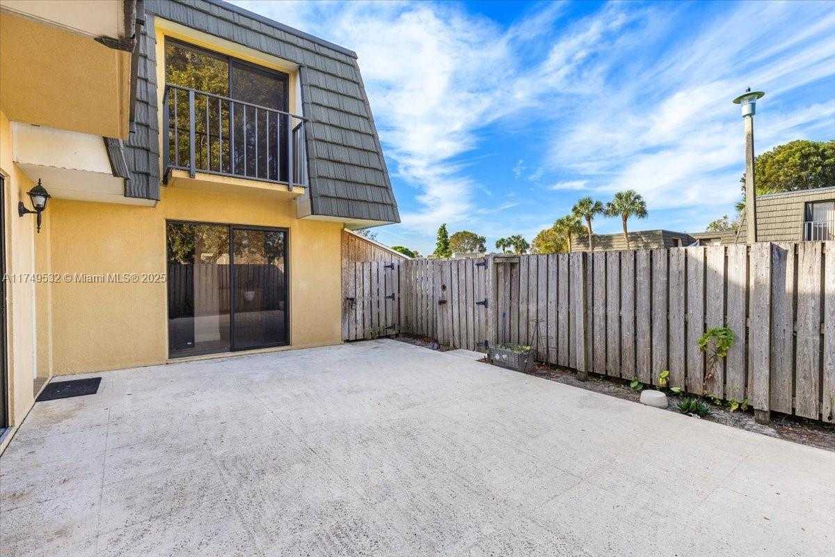 Small Image of 4517 45TH WAY, West Palm Beach Number 36