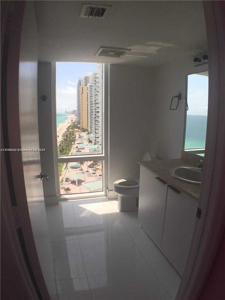 Small Image of 16699 COLLINS AVENUE #1702, Sunny Isles Beach Number 13