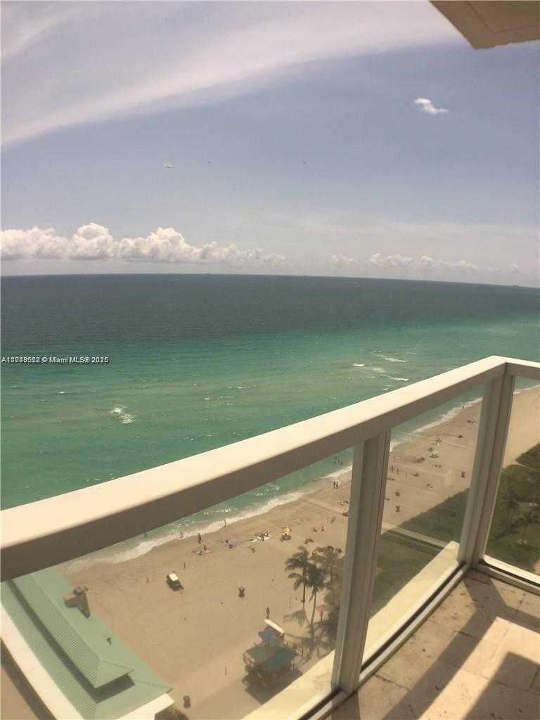 Small Image of 16699 COLLINS AVENUE #1702, Sunny Isles Beach Number 5