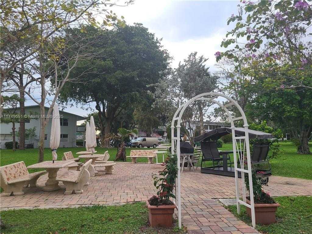 Imagen de Pequeño Objeto