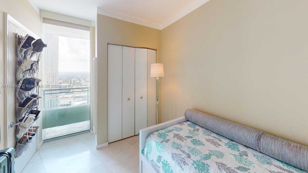 Small Image of 92 SOUTH WEST 3RD ST #3506, Miami Number 9