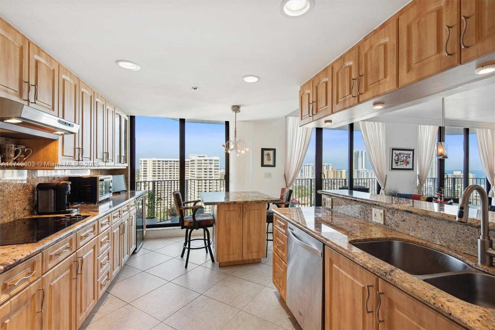 Small Image of 300 THREE ISLANDS BLVD #PH2A, Hallandale Beach Number 12