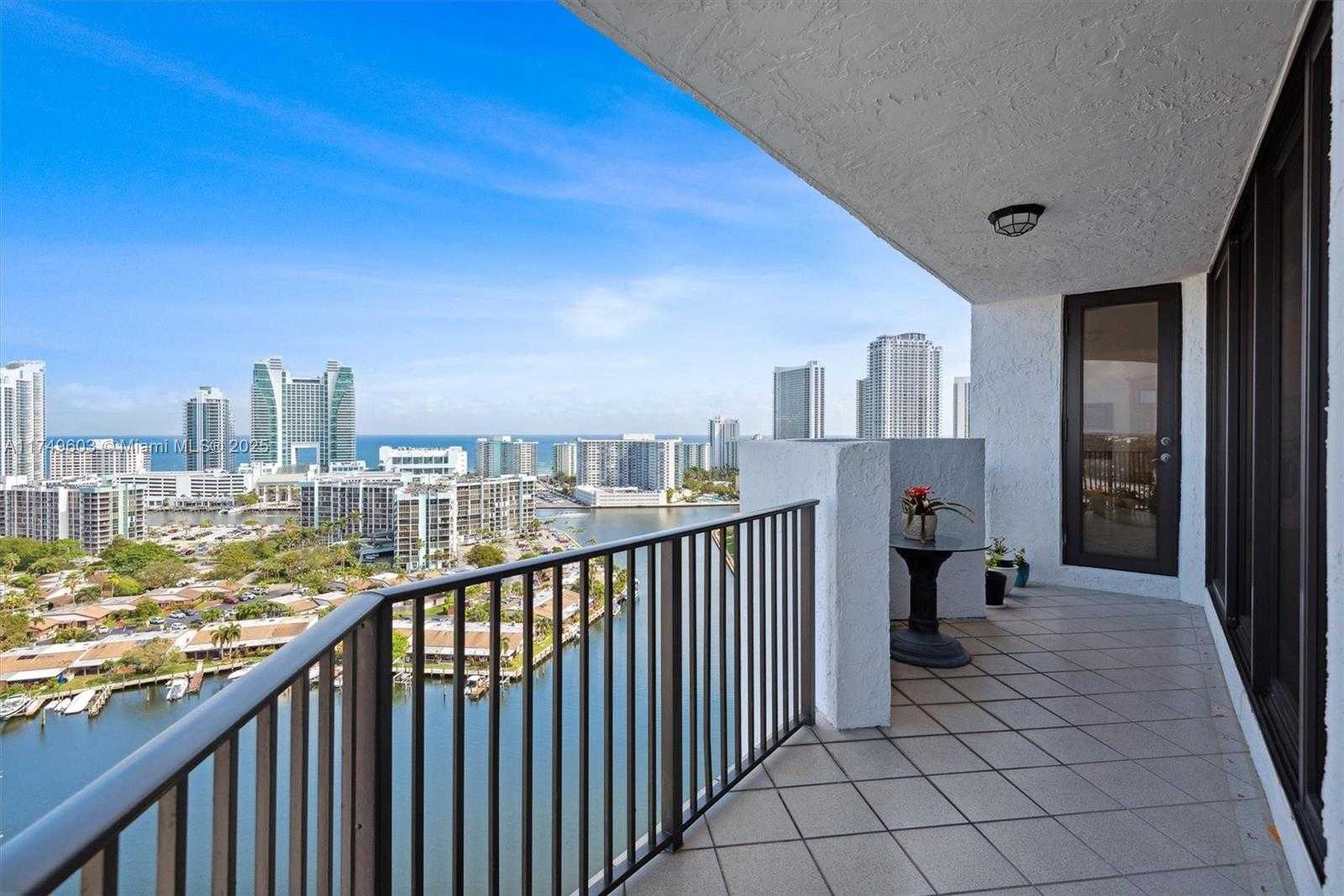 Small Image of 300 THREE ISLANDS BLVD #PH2A, Hallandale Beach Number 3