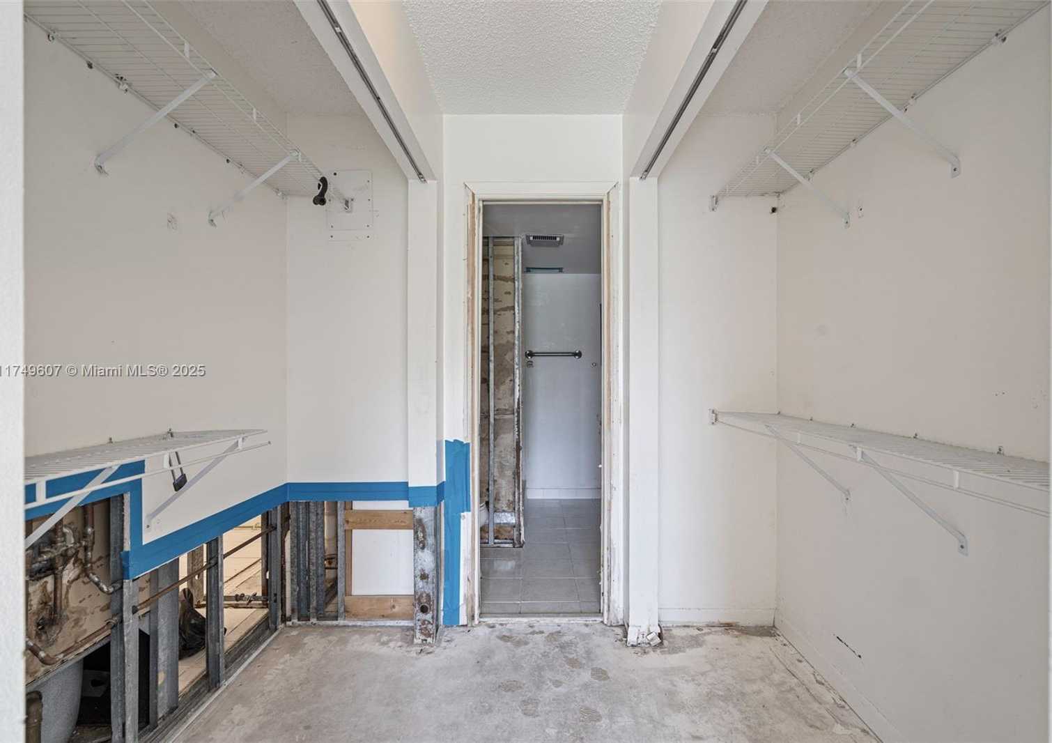 Small Image of 5711 CORAL LAKE DR #111, Margate Number 17