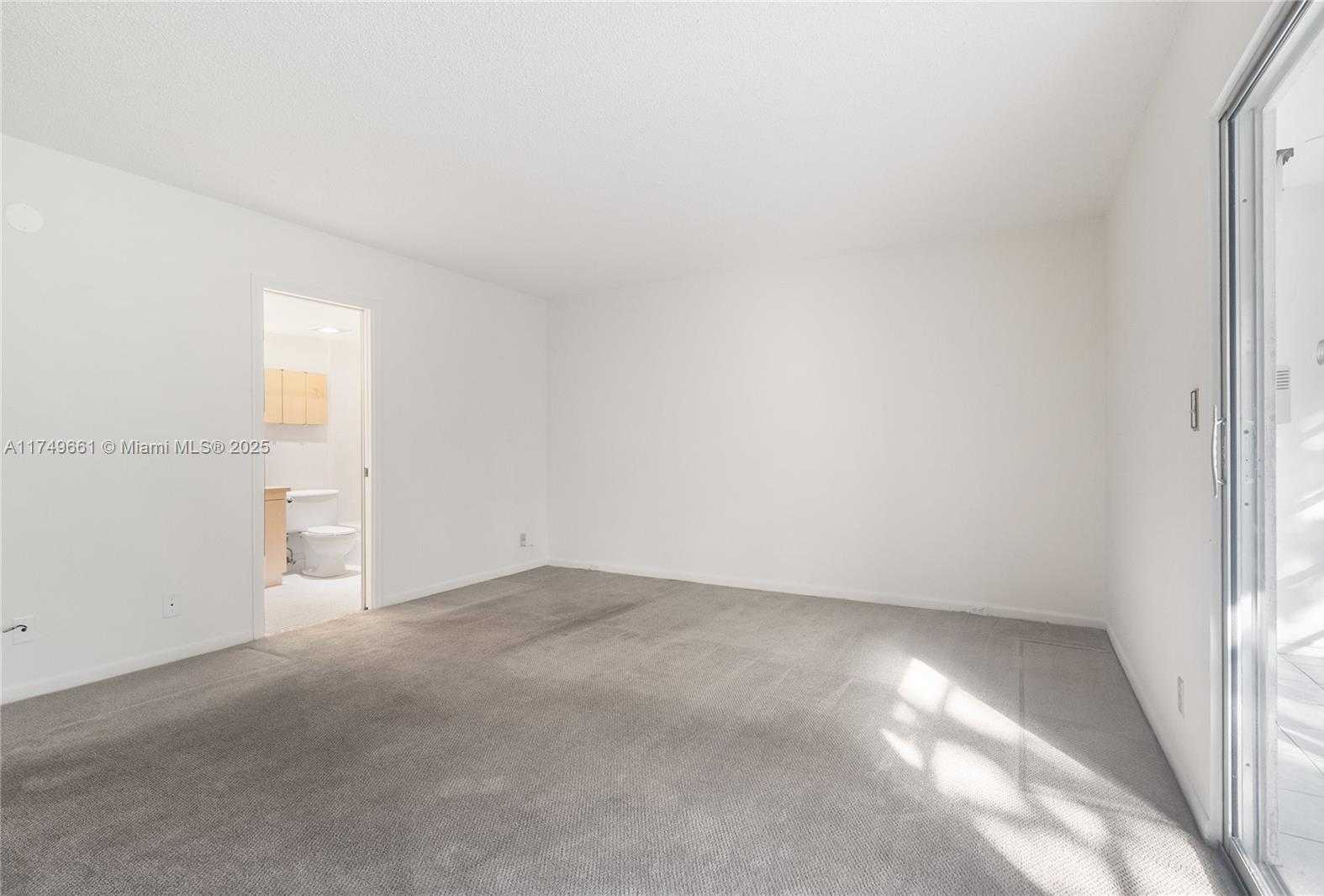 Small Image of 2401 ANTIGUA CIR #E3, Coconut Creek Number 11