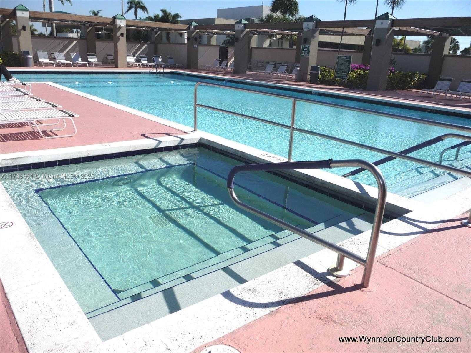 Small Image of 2401 ANTIGUA CIR #E3, Coconut Creek Number 18