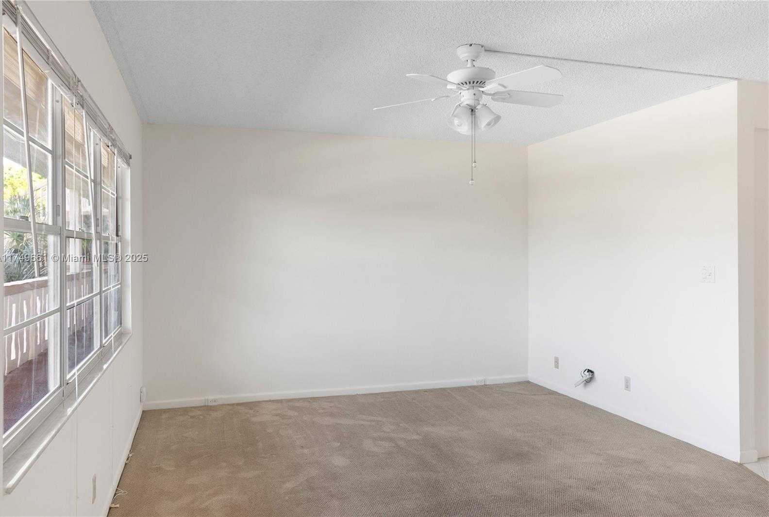 Small Image of 2401 ANTIGUA CIR #E3, Coconut Creek Number 4
