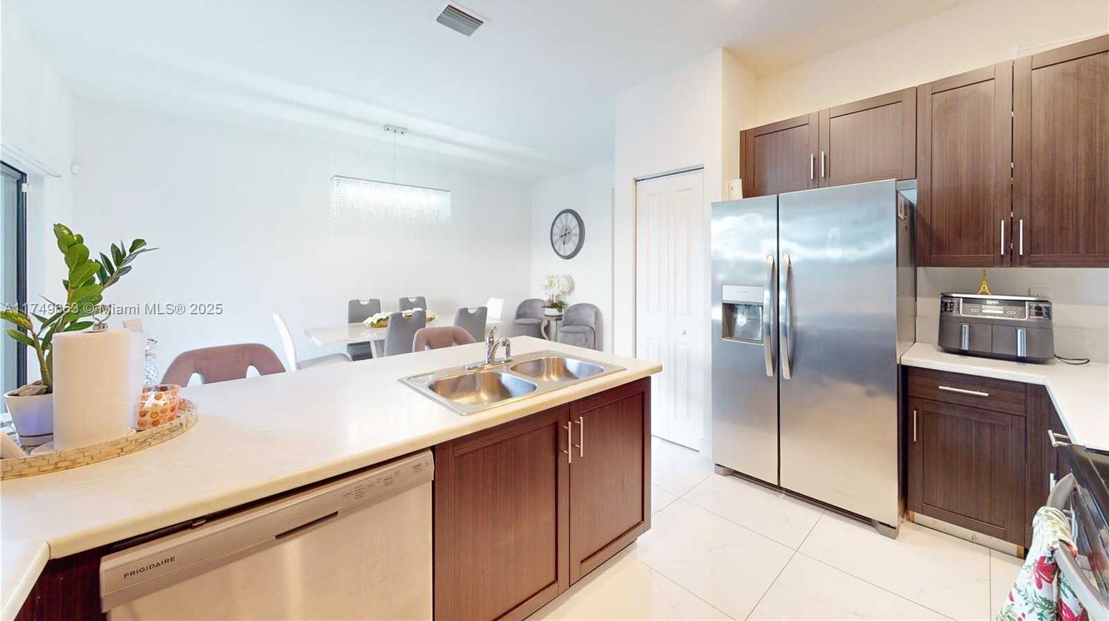Small Image of 11807 SOUTH WEST 245TH TER, Homestead Number 31