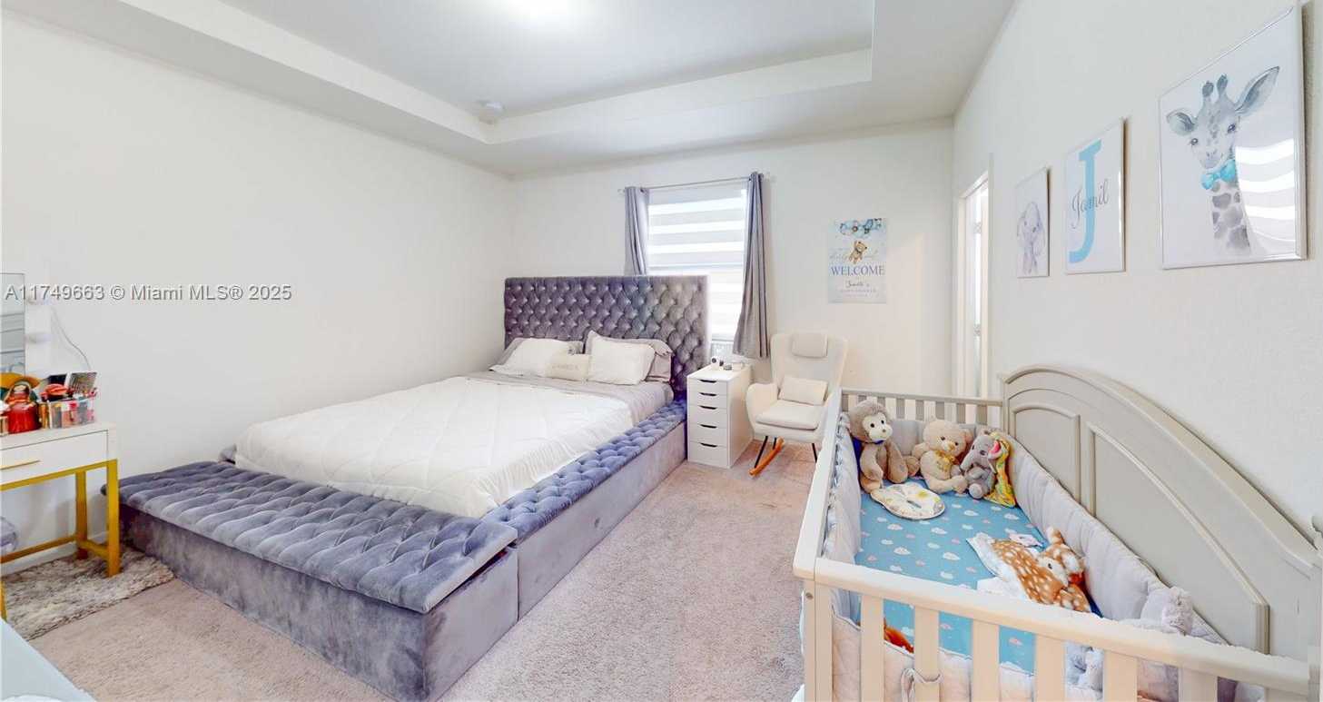 Small Image of 11807 SOUTH WEST 245TH TER, Homestead Number 33