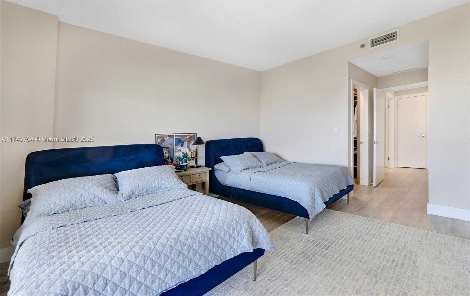 Small Image of 2000 ISLAND BLVD #3010, Aventura Number 25