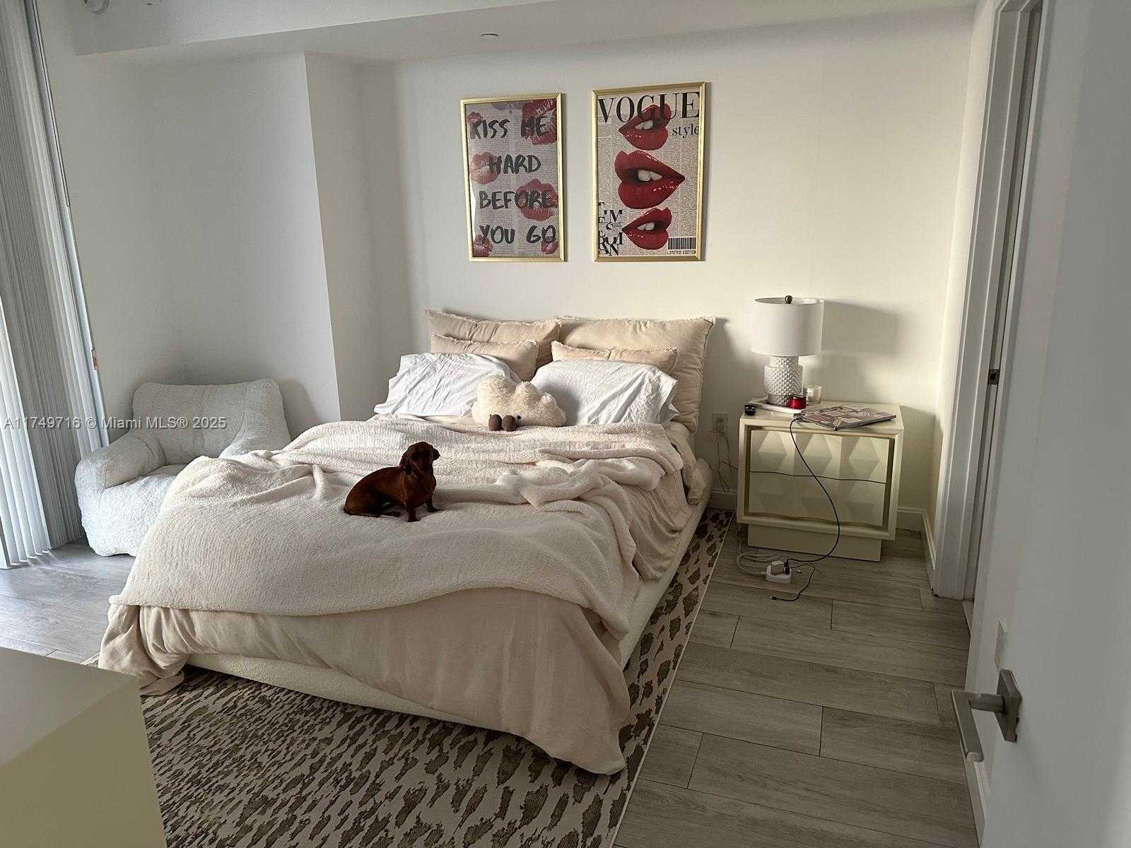 Small Image of 45 SOUTH WEST 9TH ST #3407, Miami Number 14