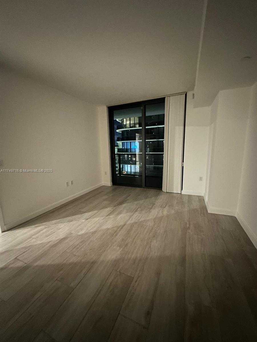 Small Image of 45 SOUTH WEST 9TH ST #3407, Miami Number 20