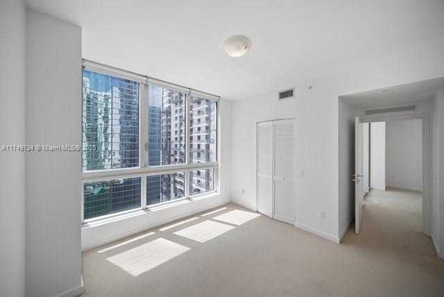 Small Image of 300 SOUTH BISCAYNE BLVD #T-2101, Miami Number 10