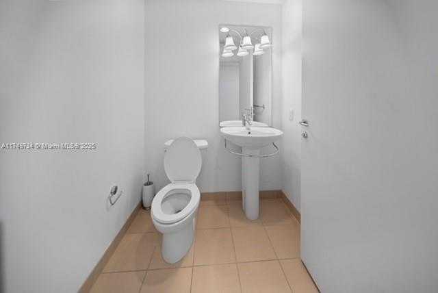 Small Image of 300 SOUTH BISCAYNE BLVD #T-2101, Miami Number 15