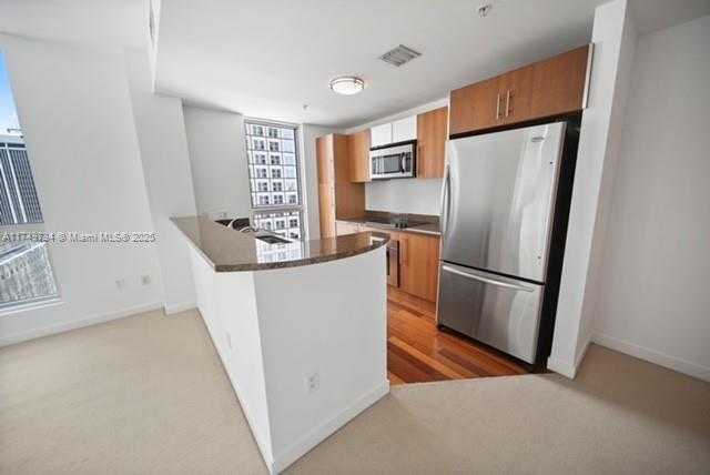 Small Image of 300 SOUTH BISCAYNE BLVD #T-2101, Miami Number 7