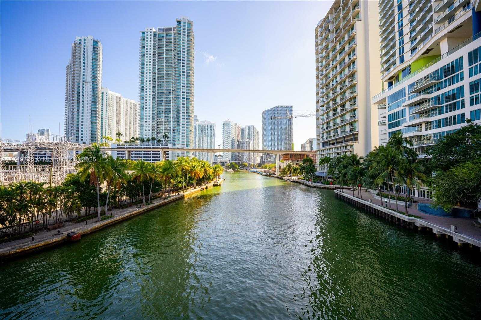 Small Image of 185 SOUTH WEST 7TH ST #4412, Miami Number 17