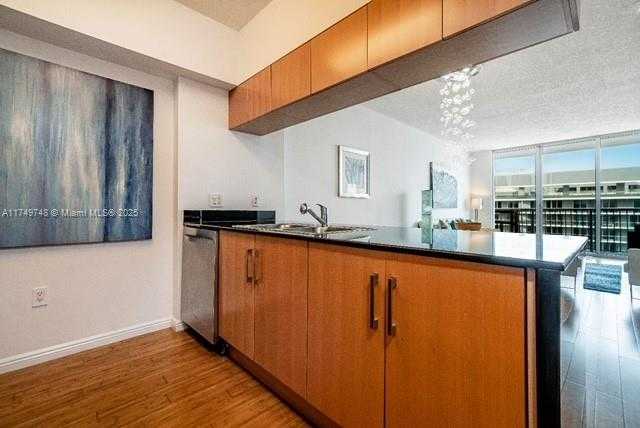 Small Image of 1750 NORTH BAYSHORE DR #5505, Miami Number 15