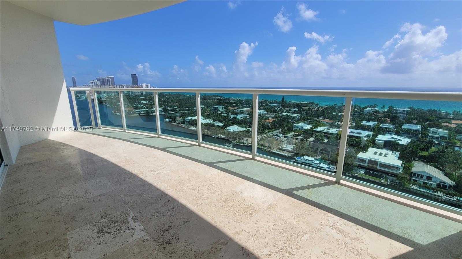 Small Image of 20201 E Country Club Dr, Aventura, FL 33180, USA Number 22