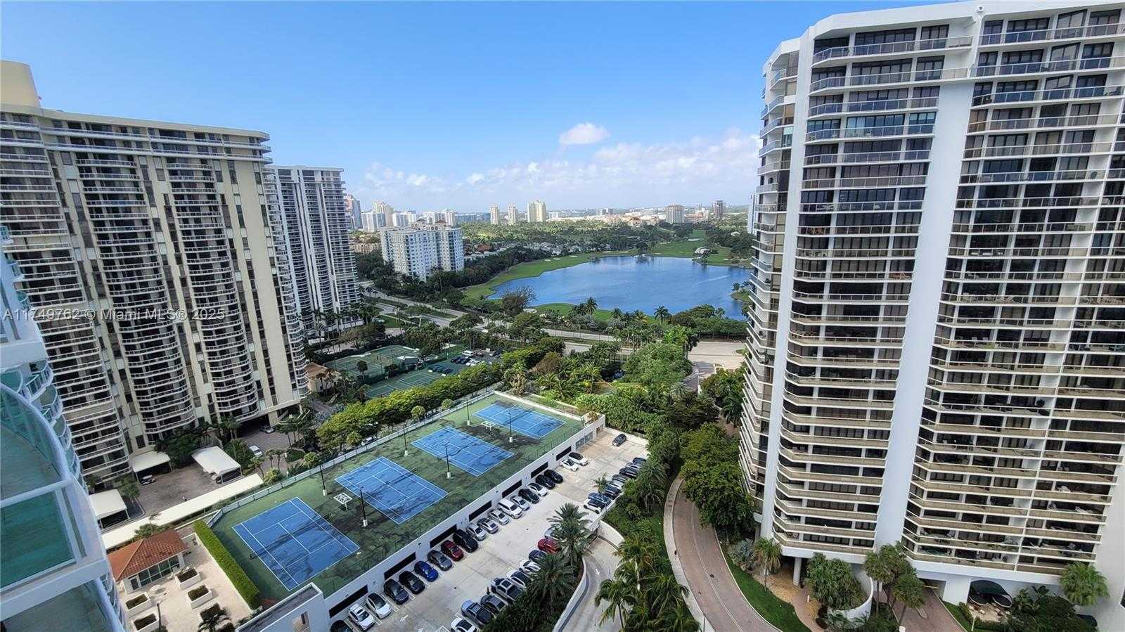 Small Image of 20201 E Country Club Dr, Aventura, FL 33180, USA Number 35