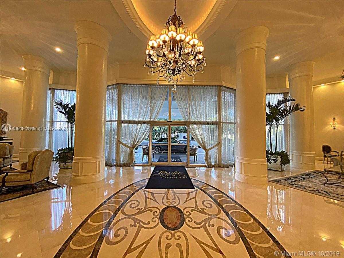 Small Image of 3530 MYSTIC POINTE DR #2303, Aventura Number 2