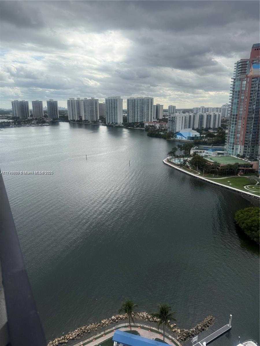 Small Image of 3530 MYSTIC POINTE DR #2303, Aventura Number 9