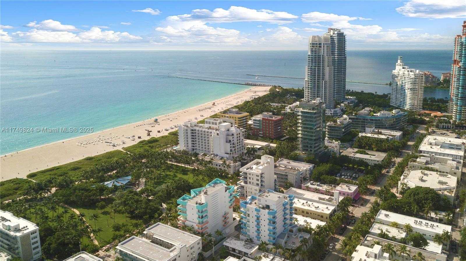 Small Image of 200 OCEAN DR #5D, Miami Beach Number 2