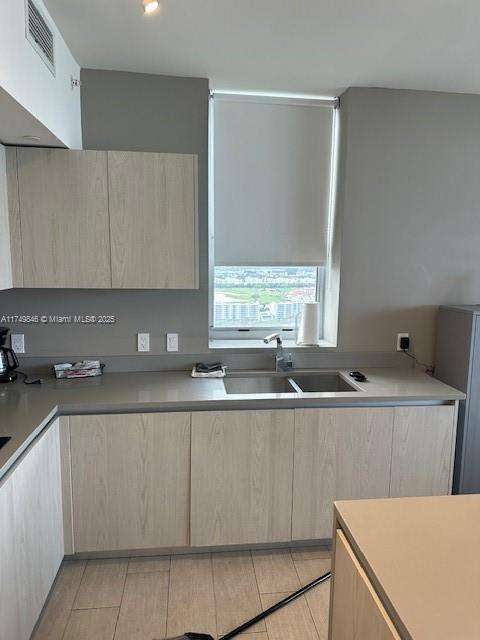 Small Image of 4010 SOUTH OCEAN DR #R2702, Hollywood Number 4