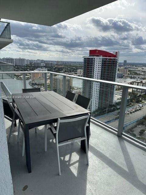 Small Image of 4010 SOUTH OCEAN DR #R2702, Hollywood Number 45